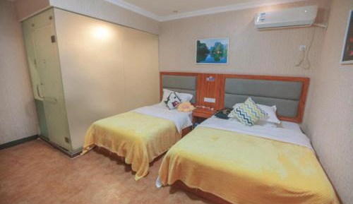 Comfort Triple Room with Shower