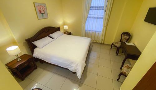 Deluxe Suite