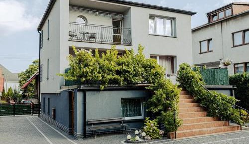 Four-Bedroom Holiday Home