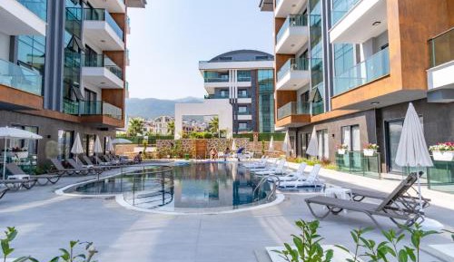 Three-Bedroom Deluxe Apartment