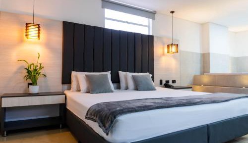 Deluxe King Room