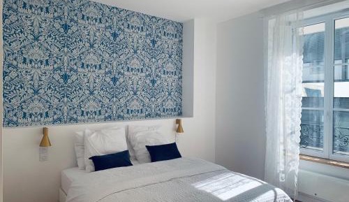 Studio Apartment with Queen Bed