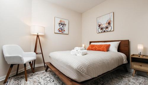Studio Apartment with Balcony