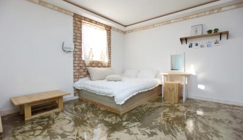Double Room 2