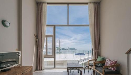 Double Room with Sea View 2