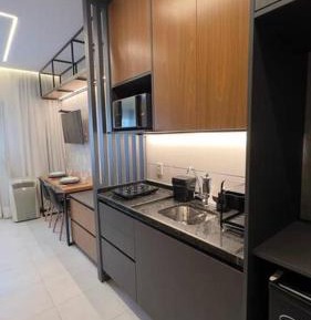 One-Bedroom Apartment with City View