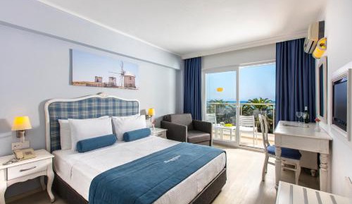 Standard Double/Twin Room with Sea View