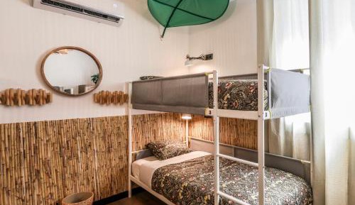 Bed in 4-Bed Mixed Dormitory Room