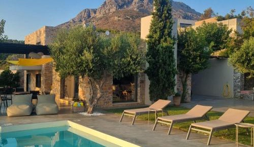 Villa with Sea View