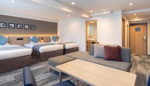 【Renewal】Deluxe Triple - House Keeping is Optional with Additional Cost