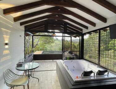 One-Bedroom Villa