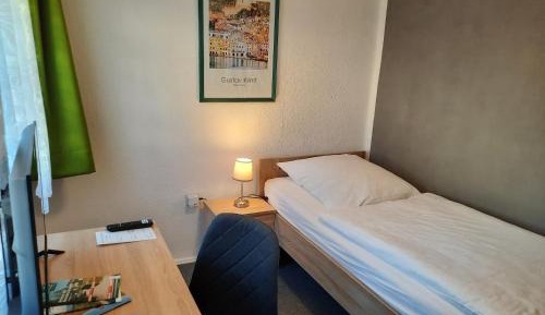 Economy Single Room