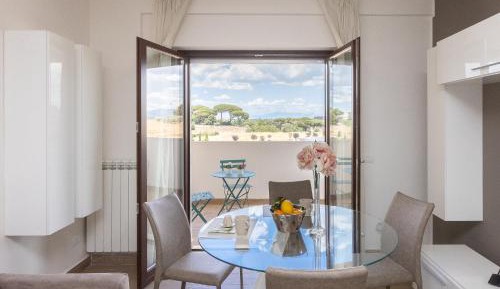 Superior One-Bedroom Apartment with Balcony