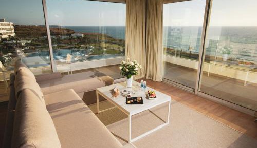 Suite with Sea View