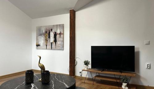 One-Bedroom Deluxe Apartment