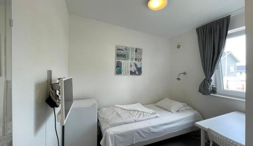 Single Room with Private Bathroom