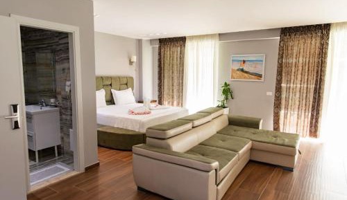 Suite with Balcony