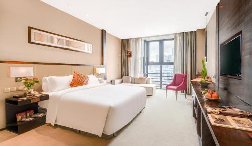 Executive Queen Room