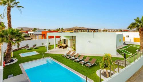 Five-Bedroom Villa