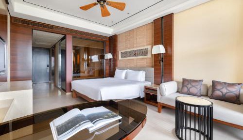 Bay View King Room