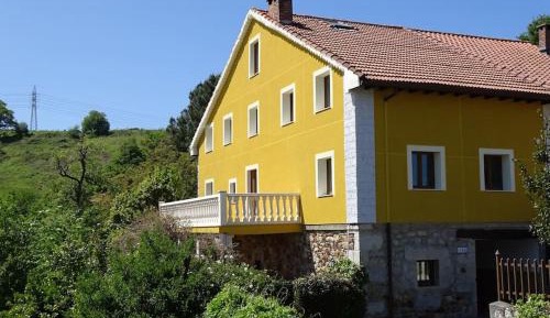 Six-Bedroom House