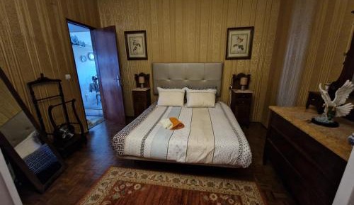 Deluxe Double Room (2 Adults + 1 Child)