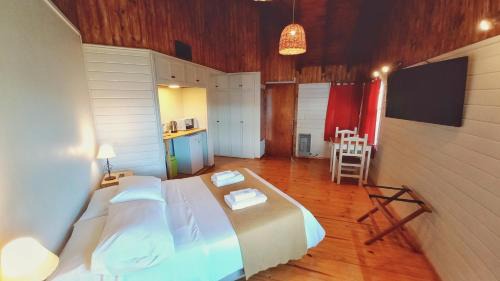 Suite with Lake View