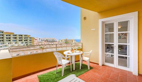 One-Bedroom Apartment with Sea View
