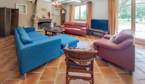 Four-Bedroom Holiday Home