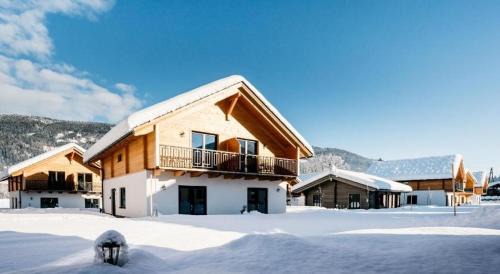 Three-Bedroom Chalet 6B