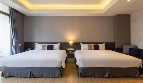 Deluxe Quadruple Room