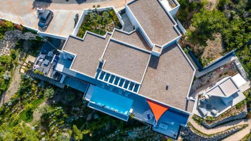 Villa with Sea View