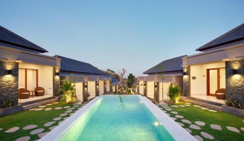 Double Room with Pool View