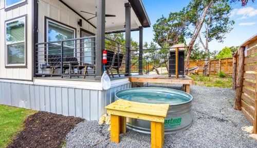 One-Bedroom Holiday Home