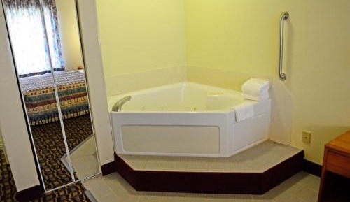 King Room with Spa Bath