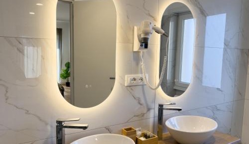 Triple Room with Balcony