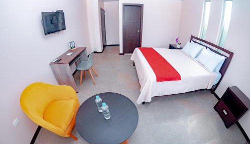 Deluxe Queen Room
