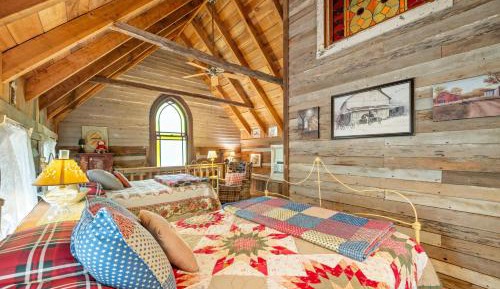 One-Bedroom Holiday Home