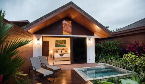 Suite with Private Pool
