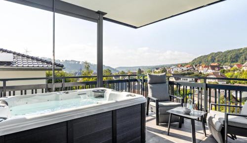 Superior One-Bedroom Apartment with Balcony