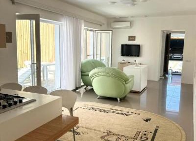 One-Bedroom Villa