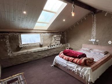Double Room with Mountain View