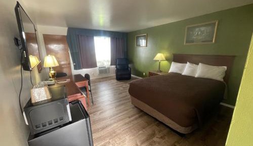 Queen Room