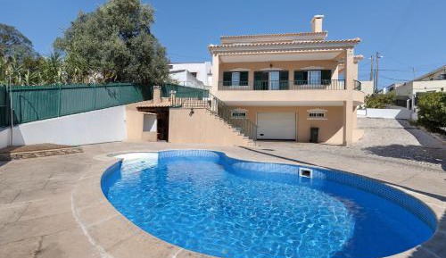 Villa with Garden View