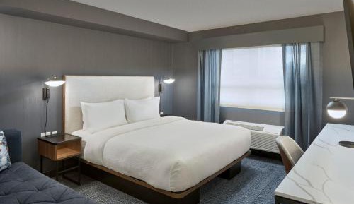 Standard King Room