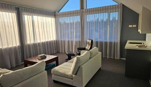 Four-Bedroom Holiday Home