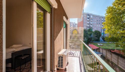 Double Room with Shared Bathroom