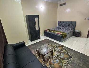Deluxe Double Room (2 Adults + 1 Child)