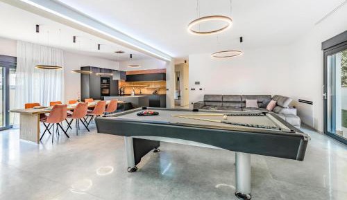 Four-Bedroom Holiday Home