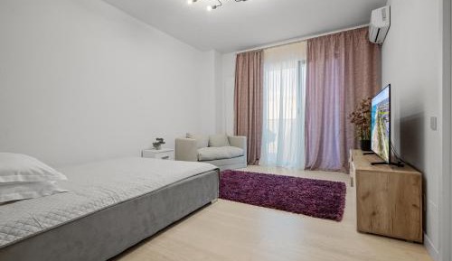 Studio with Balcony